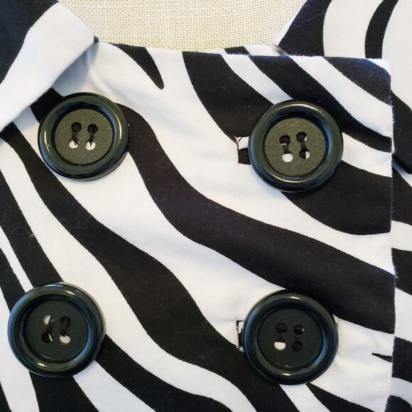 SANDRO SPORTSWEAR ZEBRA CAPE JACKET MED - Picture 2 of 5